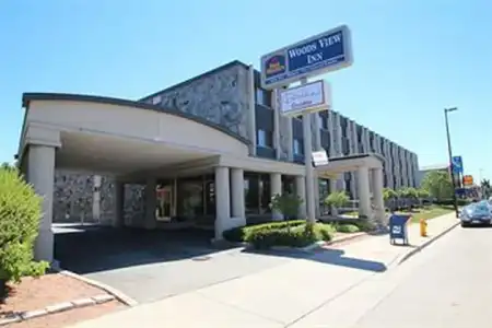 Best Western Plus Milwaukee West - 41