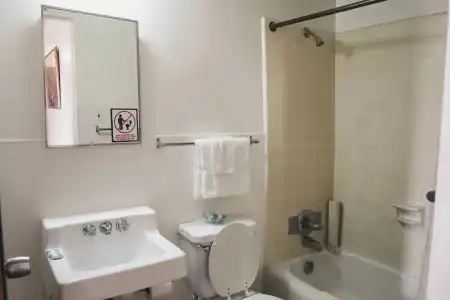 Royal Grove Waikiki - 69