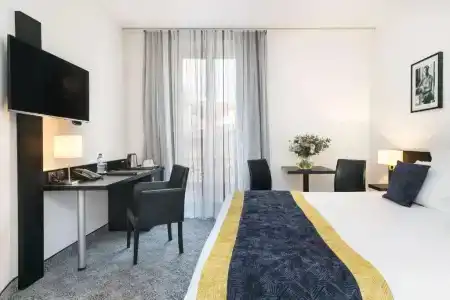 Best Western Plus Hôtel Massena - 69