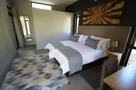 The Elegant Guesthouse - 24