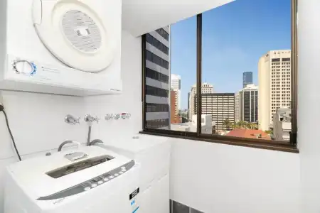 The Astor Apartments - 40