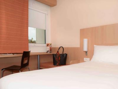ibis Caen Centre - 6
