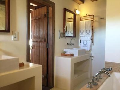 Artemis Traditional House - 5