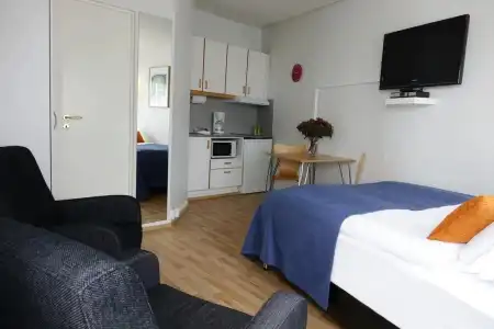 Castle House Luxury Apartments - 3