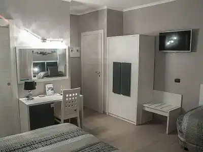 Albis Rooms Guest House - 55