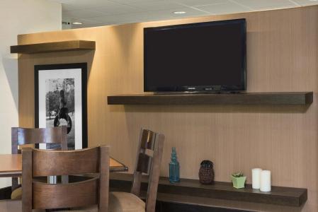 Hampton Inn Milwaukee-Northwest - 1