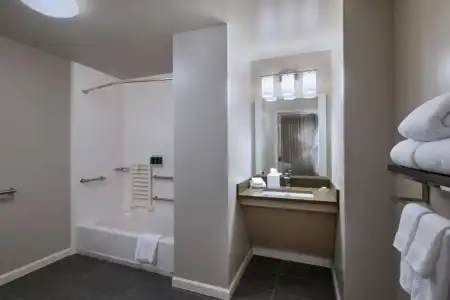 TownePlace Suites by Marriott San Diego Airport/Liberty Station - 83