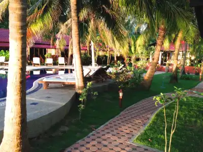 Noble House Beach Resort - 15