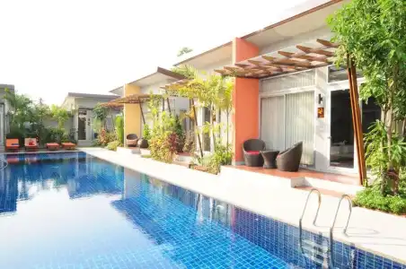 Phu NaNa Boutique - 44
