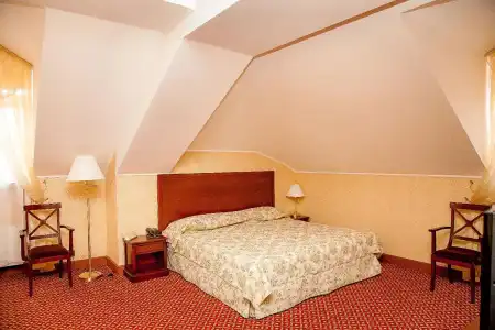 Optima Collection Kamianets-Podilskyi - 2