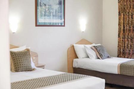 Quality Inn Presidential - 78