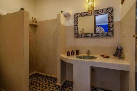 Riad Bamileke - 16