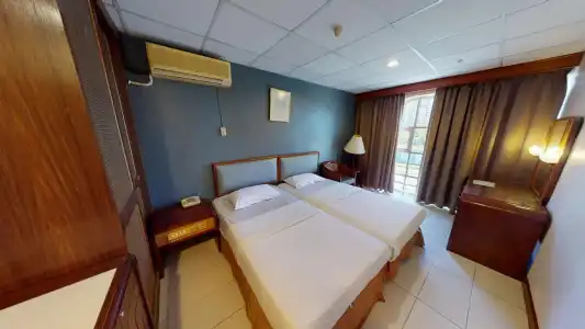 Harbour Inn Melaka - 12