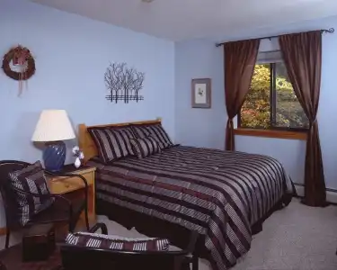 Snowed Inn - 3