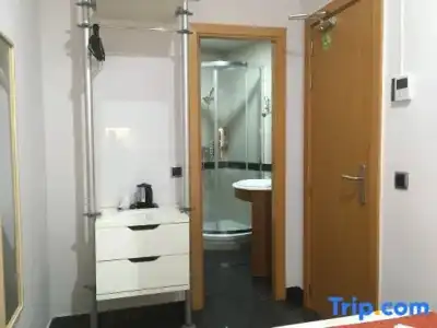 Hostal Levante - 38