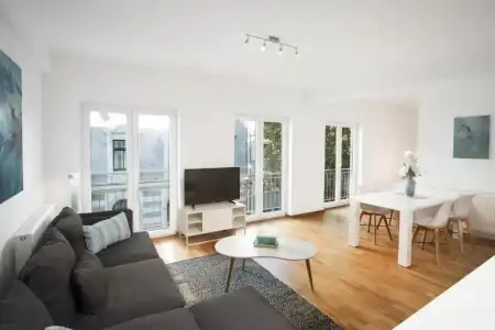 Victoria Apartments - 68