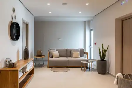 Messinian Icon & Suites - 11