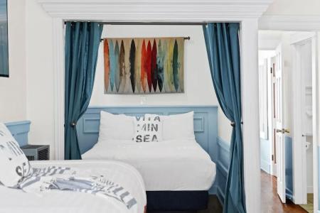 Sea Blue - 46