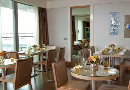 Renaissance Istanbul Polat Bosphorus - 24