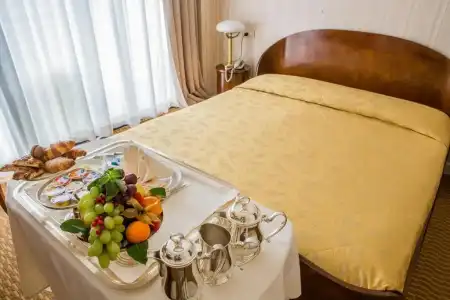 Grand Astoria - 94