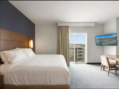 Residence Inn by Marriott Marina del Rey - 51