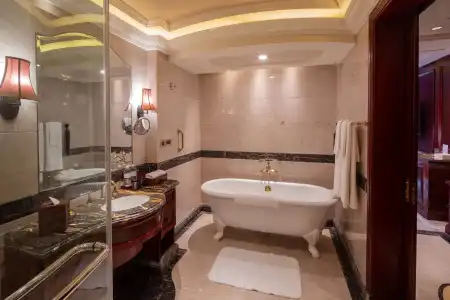 InterContinental Shanghai Ruijin by IHG - 7