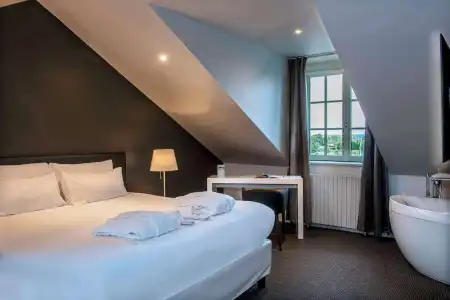 Best Western Le Cheval Blanc - Vieux Port - 182