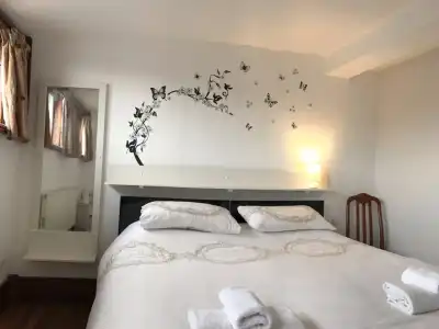Breeze Guest House - 3