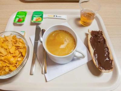 hotelF1 Epinal Nord - 10