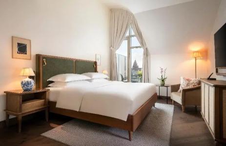 Brunfels, in the Unbound Collection by Hyatt - 43