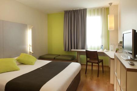 Travelodge Barcelona Cornellà Fira - 5