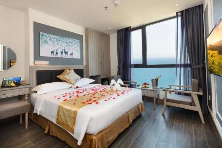 Ruby Lucy London by IHG - 112