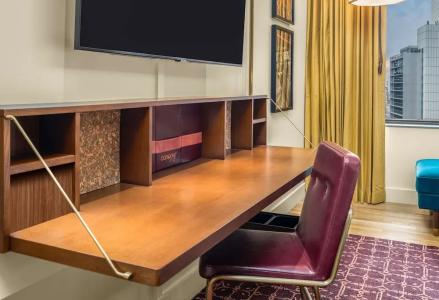 Canopy by Hilton Chicago Central Loop - 31