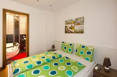 Montelux Apartments - 112