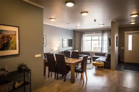 Bakki Apartments & Hostel - 129