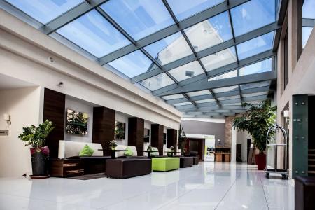 CE Plaza - 2