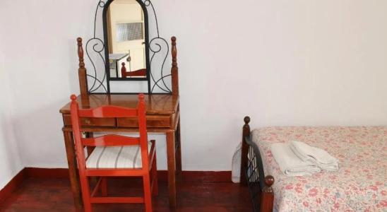 TRIANON Hostel - Central Paphos Old Town - 1