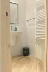 B&B Napoli La scalinata di Chiaia - 20