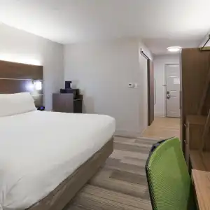Holiday Inn Express & Suites Minneapolis – West End by IHG - 33