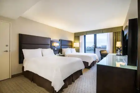 Holiday Inn Vancouver-Centre - 20