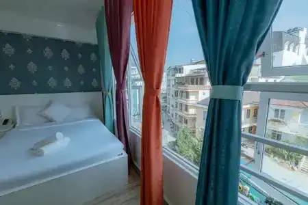 Ken's Backpackers - 125