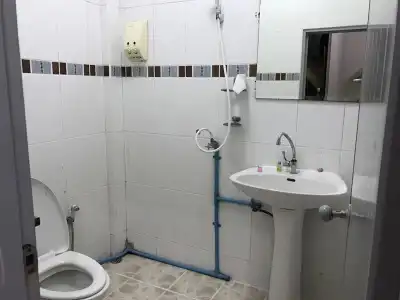 OYO 75304 Riverside Guesthouse - 8