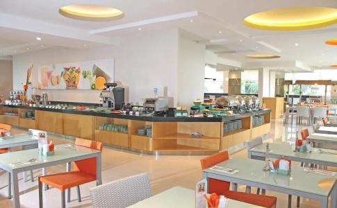 HARRIS & Residence Riverview Kuta Bali - 20
