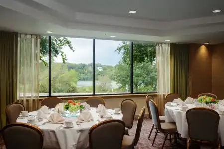 Holiday Inn AUSTIN-TOWN LAKE by IHG - 42