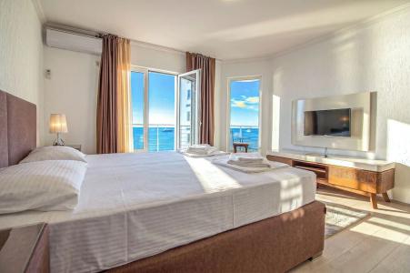 Open Sea Luxury Apartments - 94