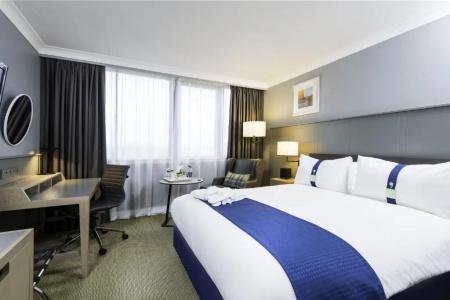 Glasgow Airport Apartments - 54