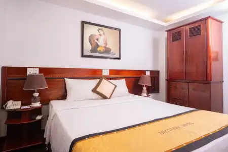 Duc Vuong Saigon - Bui Vien - 79