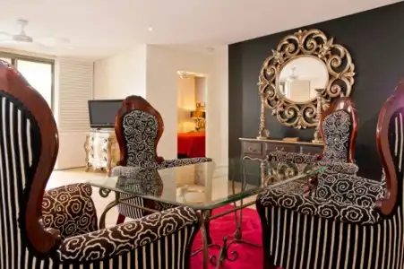 Bay Royal Apartments - 11