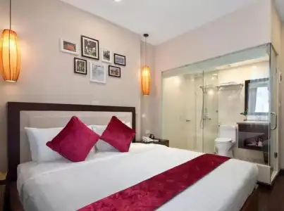 Golden Moon Suite - 65