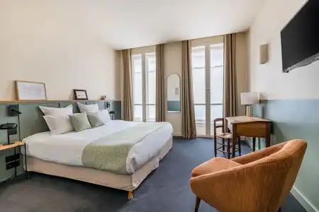 Globe et Cecil Hôtel - 101